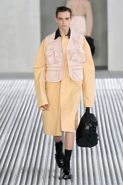 Look 22